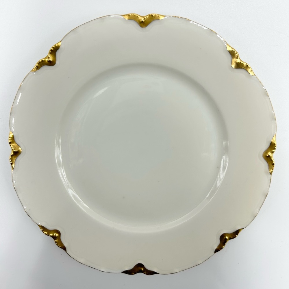 ⚜️🤍🇫🇷Haviland France - porcelain plate.